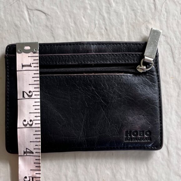 HOBO International Black Leather Card Holder Zip Wallet - Picture 7 of 8